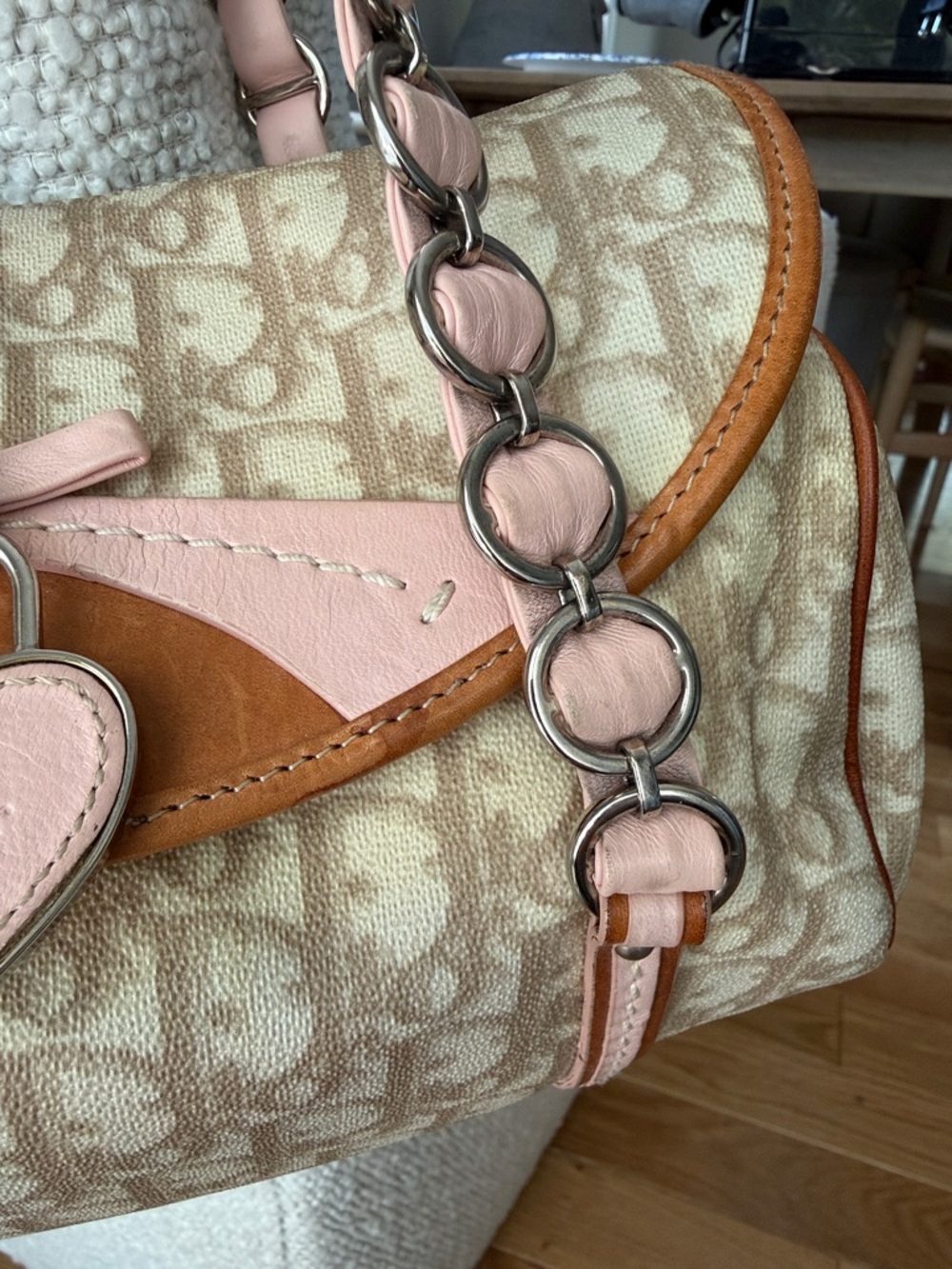 Vintage Dior Romantique Pink Heart Shoulder Bag - Picture 4 of 12